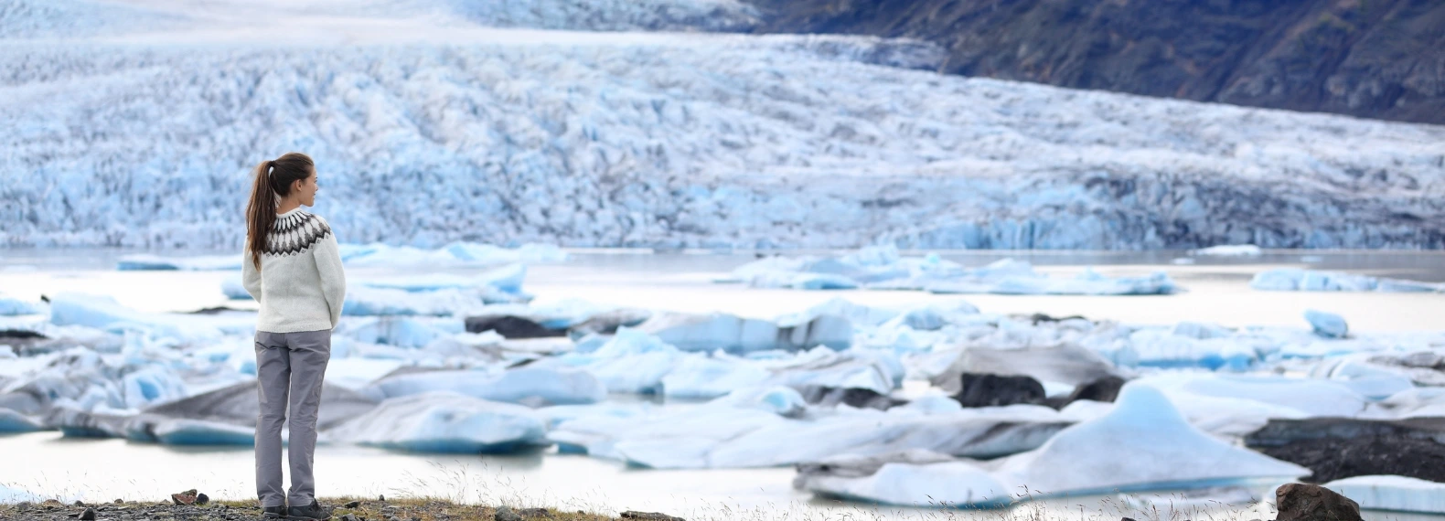 Visit Jökulsárlón Glacier Lagoon